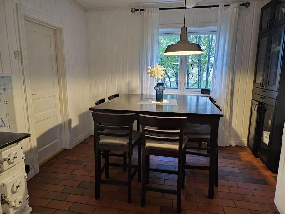 Willa Cozy Family House Tromsø Zewnętrze zdjęcie